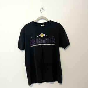 2001 Majestic Lakers NBA Champions Black T-Shirt Rare Vintage Y2K VTG Kobe Sz M
